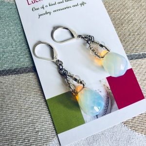 🎀RESERVED 🎀Lucine Designs opalite earrings 🎀